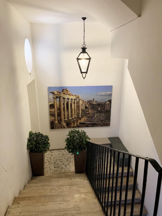 Condotti Dock Suite Rome Exterior photo