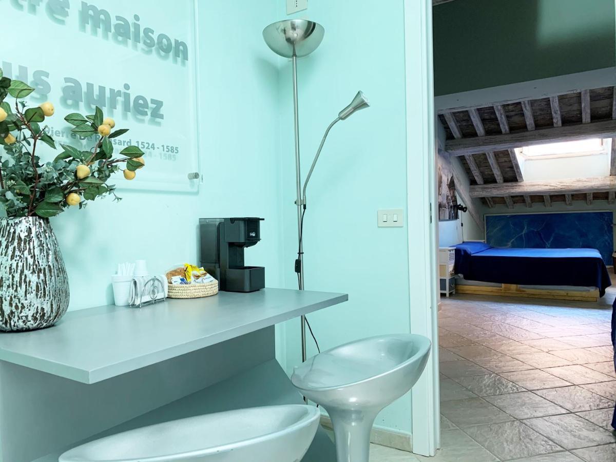 Condotti Dock Suite Rome Exterior photo