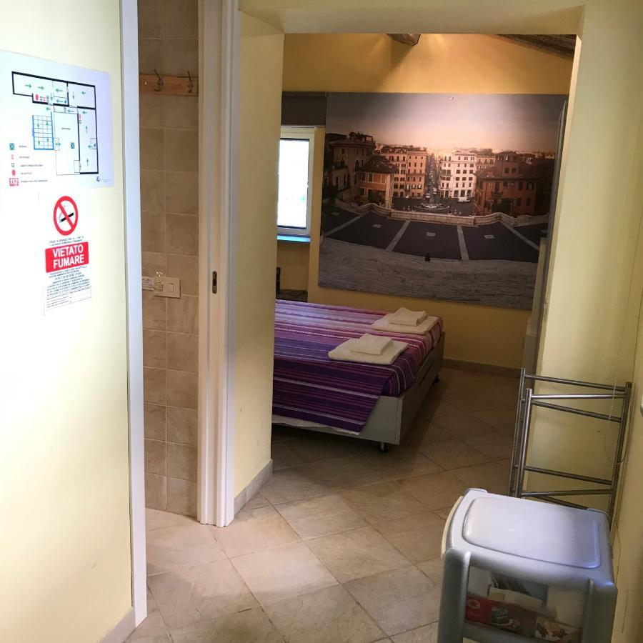 Condotti Dock Suite Rome Exterior photo